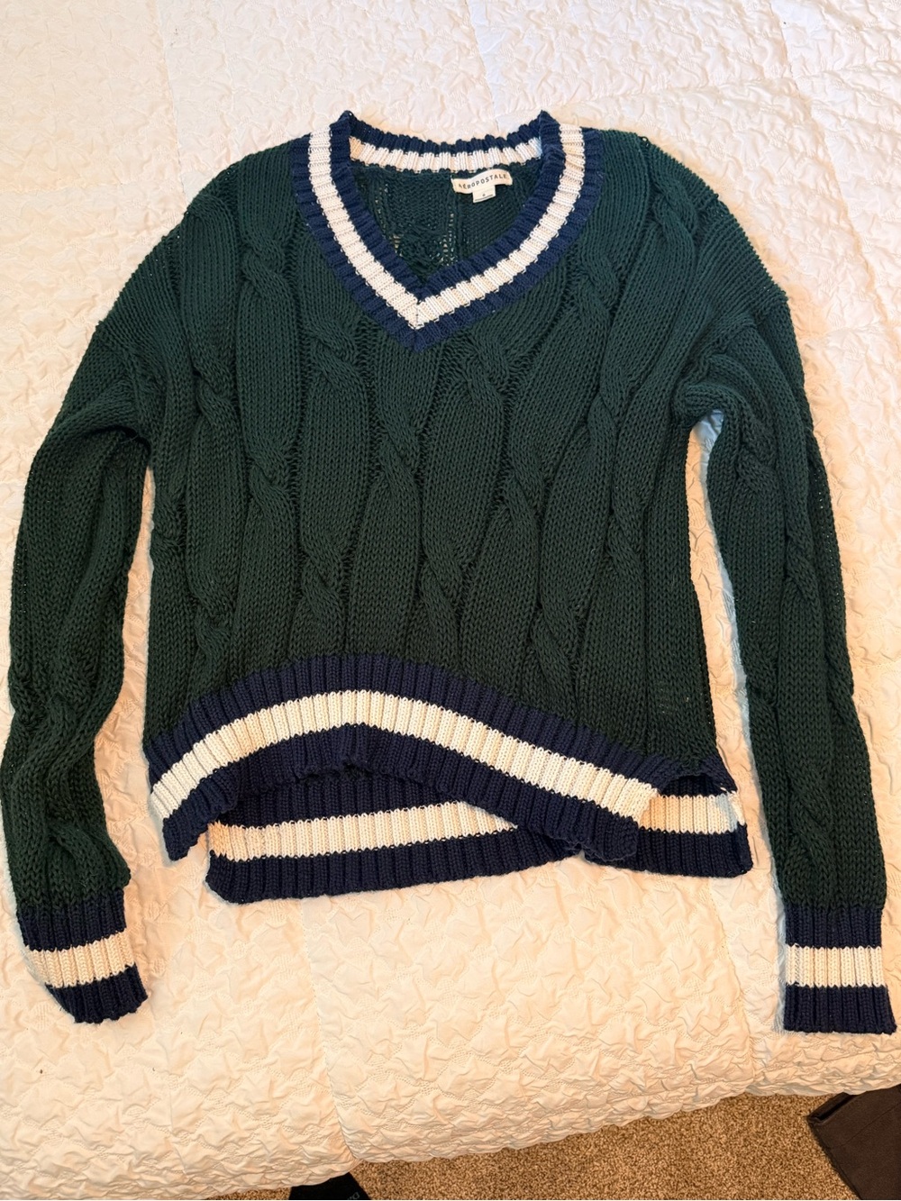 Aeropostale 100% cotton Green Cable-Knit V-Neck Sweater with Navy and White Trim